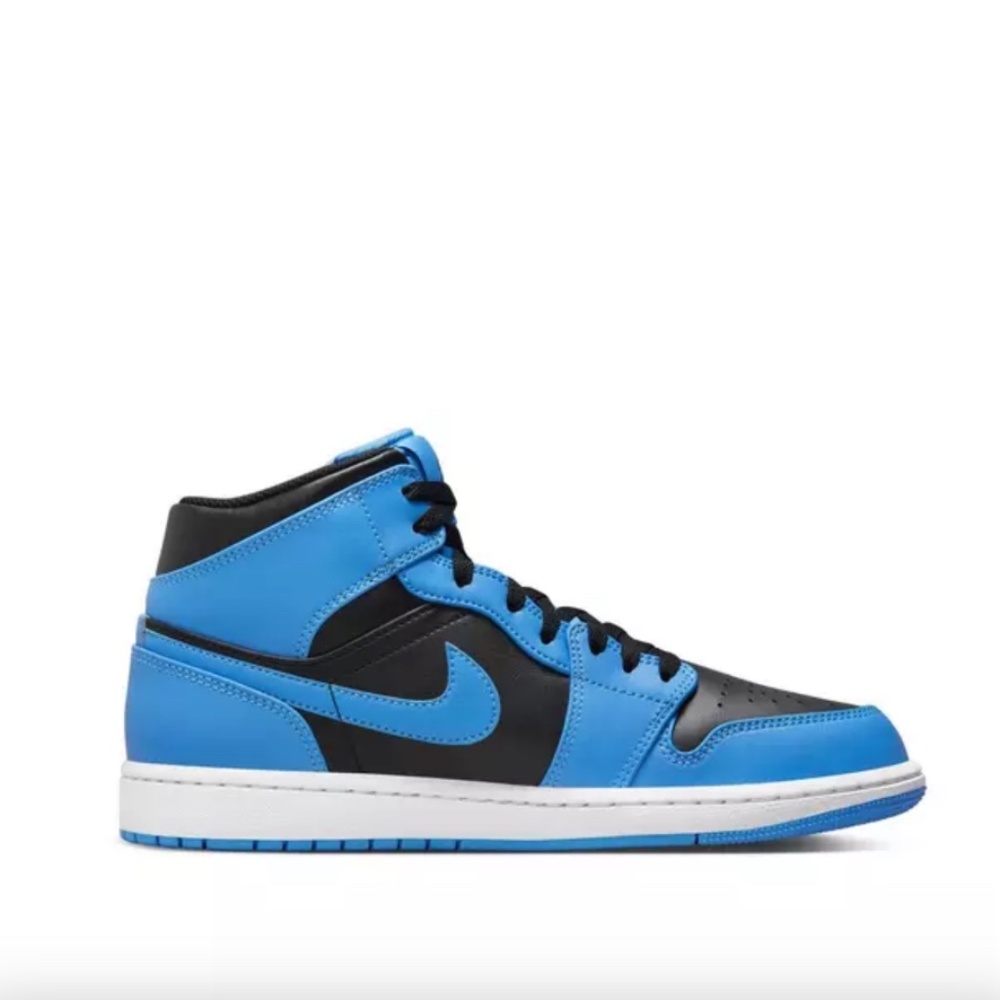 University blue Jordan 1